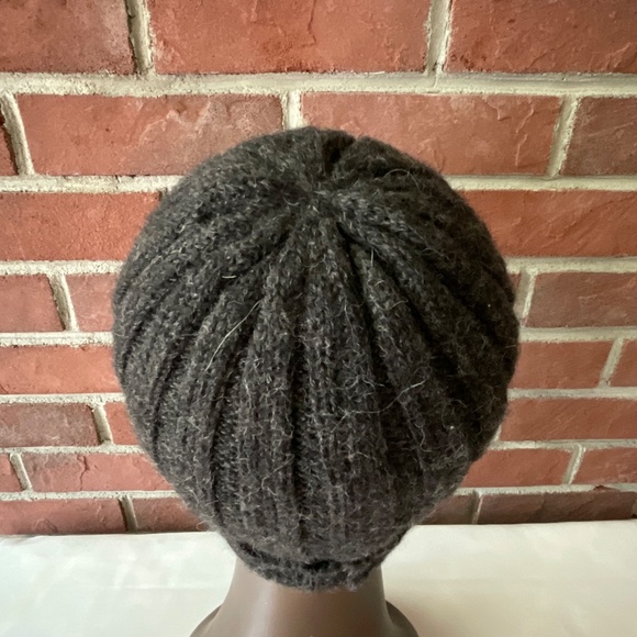 Shupaca Baby Alpaca Knit Ribbed Grey Beanie Hat S/O NWOT Unisex. Made in Peru - Picture 8 of 9